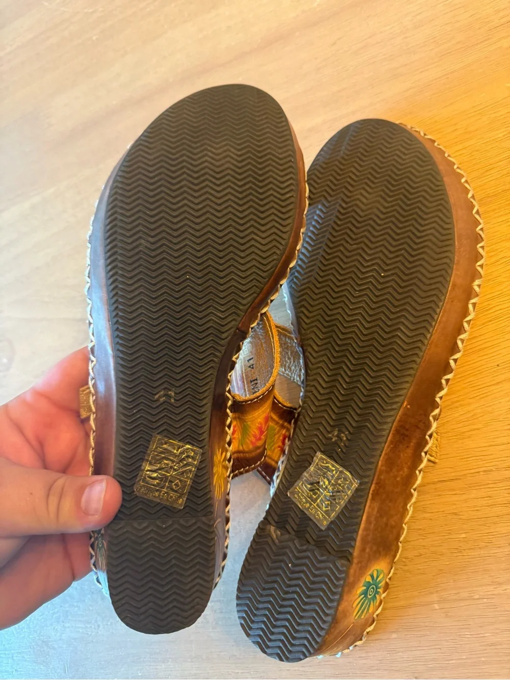Womens Brown Floral L'Artiste Santorini Sandals, size 41